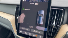 Volvo XC60 2.0 B5P Plus Dark 5dr AWD Geartronic Petrol Estate